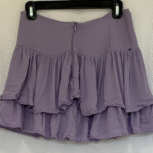 Forever 21 ruffle skirt - Picture 3 of 5